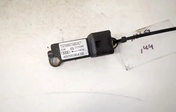 Audi A6 S6 C5 4B Airbag deployment crash/impact sensor 4b0959643b