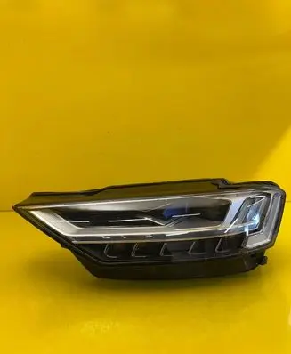 Audi A8 S8 D5 Headlight/headlamp 4N0941085