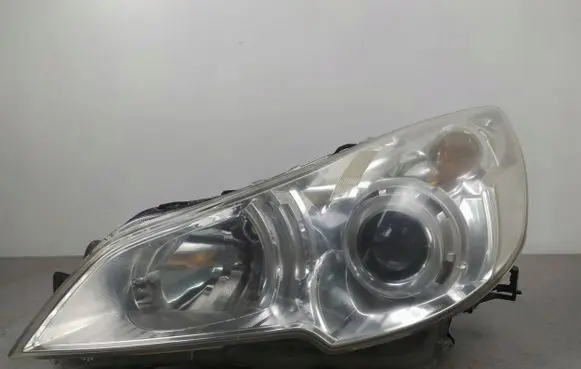 Subaru Legacy Headlight/headlamp