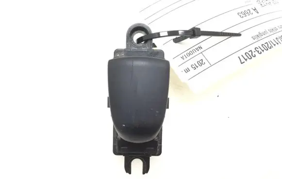 Nissan Qashqai Electric window control switch