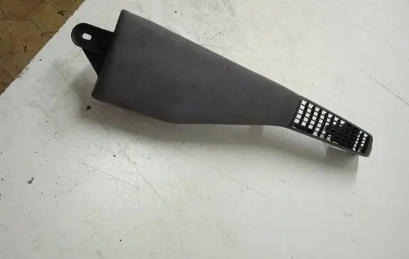 Toyota Prius (XW20) (A) pillar trim S175127700