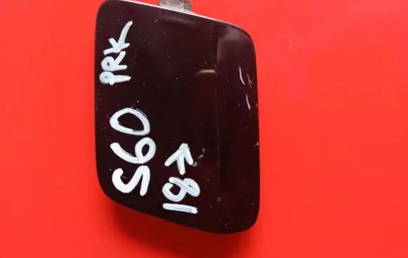 Volvo S60 Front tow hook cap/cover 31663578