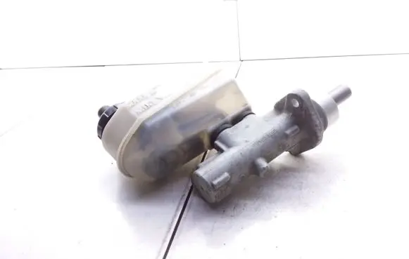 Renault Megane I Master brake cylinder 7700436913 7700828034