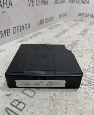 BMW 3 E90 E91 CD/DVD changer 8364931