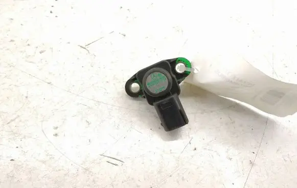 Mercedes-Benz E W211 Air pressure sensor 0041533228 0051535028
