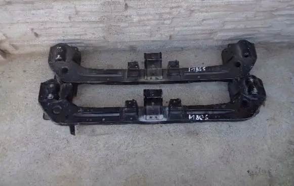Hyundai Tucson TL Front bumper cross member 1245