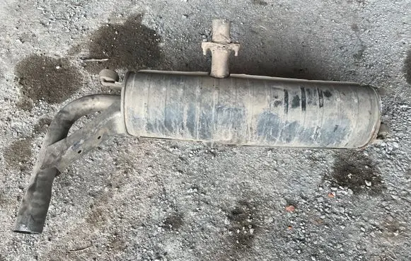 Toyota RAV 4 (XA20) Muffler/silencer 