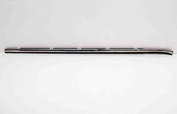 KIA Sportage Front door glass trim molding 180628
