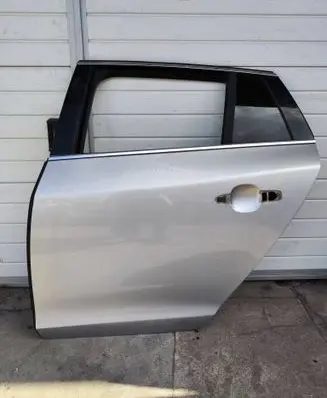 Volvo V60 Rear door 
