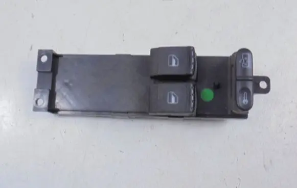 Volkswagen PASSAT B5 Electric window control switch 1J3959857A
