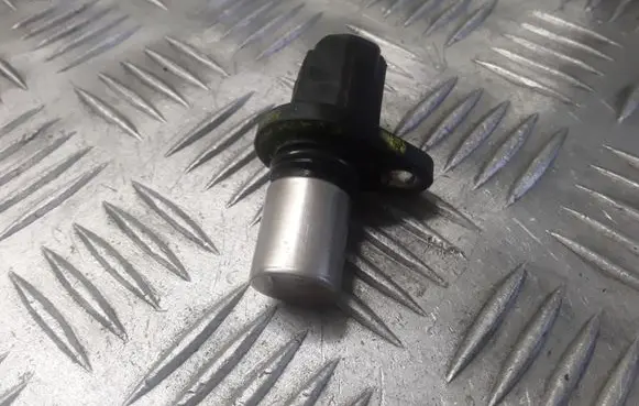 Toyota Avensis T220 Camshaft position sensor 9091905024 0296000590