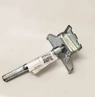 Volkswagen Touareg I Battery bracket 