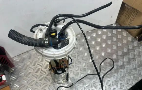 Citroen Jumper In-tank fuel pump 0137908908