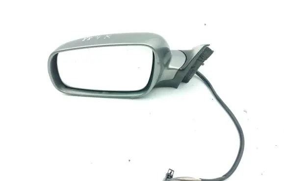 Volkswagen PASSAT B5.5 Manual wing mirror 