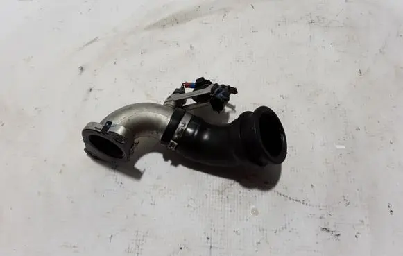 Renault Espace V (RFC) EGR valve line/pipe/hose 130319077R