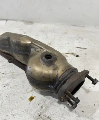 Audi A4 S4 B7 8E 8H Exhaust manifold 079253033A