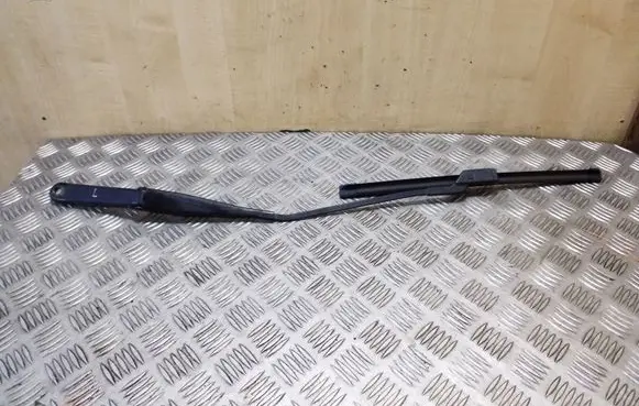 Ford Kuga I Front wiper blade arm 8V4117526DD