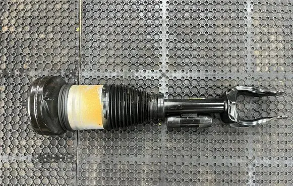 Mercedes-Benz GLE W167 Front shock absorber/damper A1673203213
