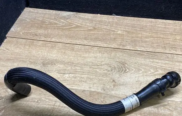 Jaguar F-Type Engine coolant pipe/hose EX533E525AB 131212 A5004784