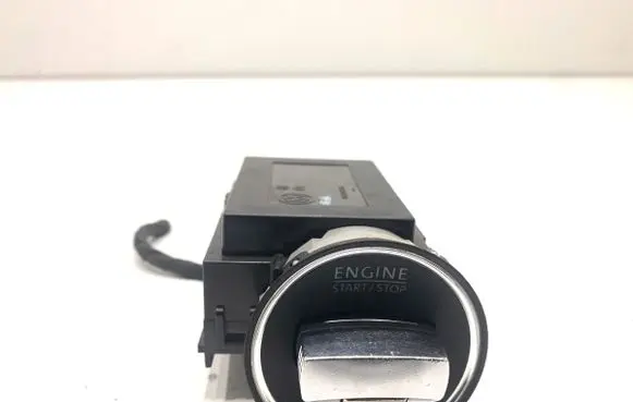 Volkswagen PASSAT B7 Ignition lock 3C0905843AE