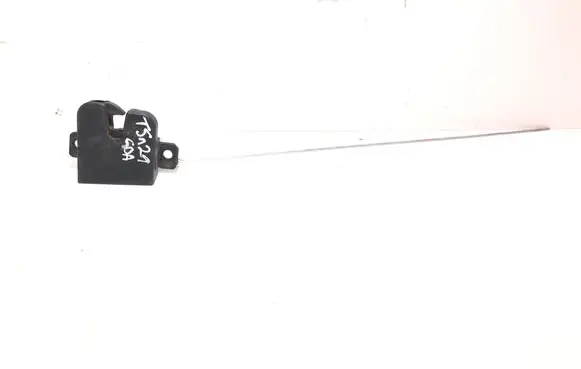 Loading door lock