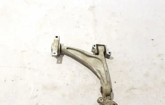 Volvo XC60 Front lower control arm/wishbone 32246811
