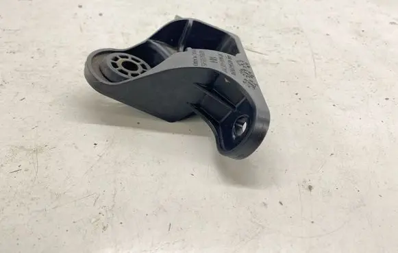 Buick Encore GX I Radiator mount bracket 42562828 688437545 PA66GF30