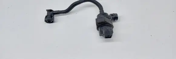 BMW 5 E60 E61 Vacuum valve 7572237