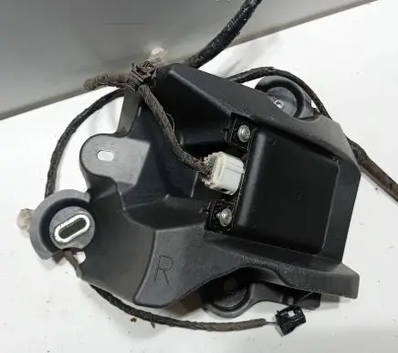 Mazda 2 Blind spot radar bracket DA6A67Y80C DA6A67Z4XC