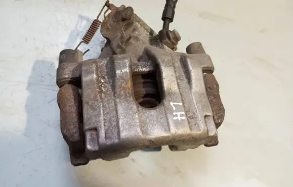 Opel Vectra C Rear brake caliper