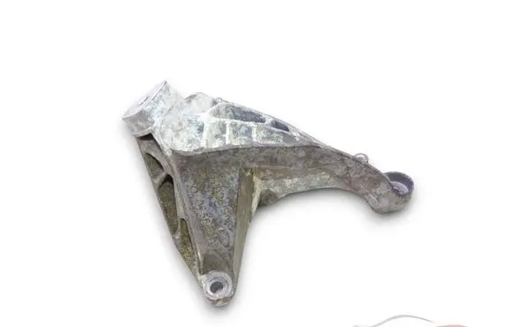 Audi A6 S6 C7 4G Engine mounting bracket 4G0199307Q