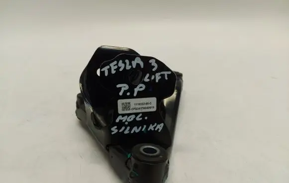Tesla Model 3 Engine mounting bracket 1110233-00-C