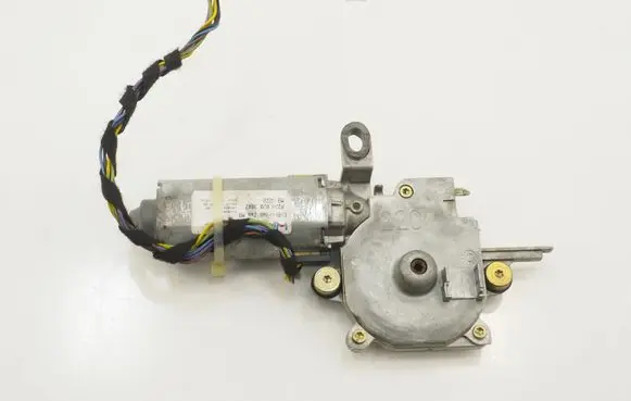 Mercedes-Benz S W220 Sunroof motor/actuator A2208203842 2208203842