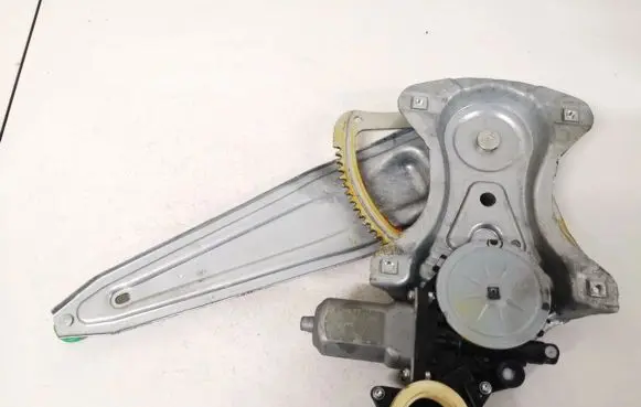 Toyota Avensis T270 Sliding door window regulator with motor