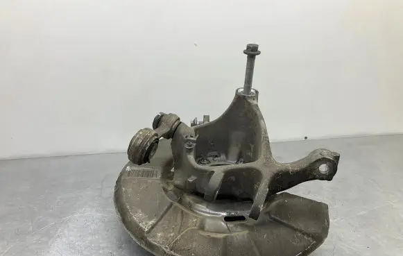 BMW 7 F01 F02 F03 F04 Rear wheel hub 6775854