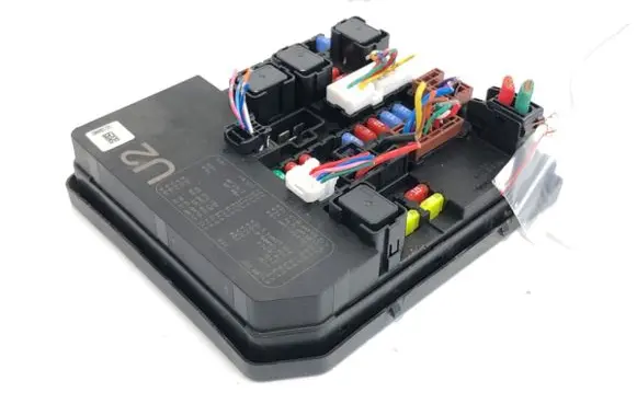 Nissan Leaf I (ZE0) Fuse box set 284B7-3NE0A