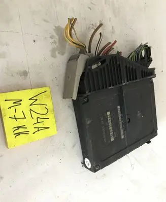 Mercedes-Benz E W210 Comfort/convenience module 2108203826