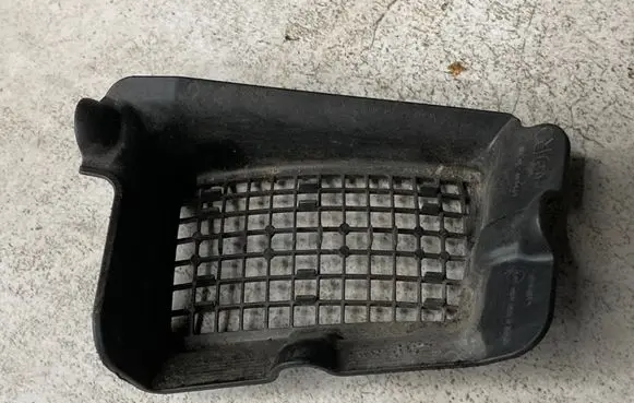 BMW 3 E90 E91 Rain gutter 6942618