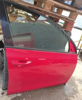 Volkswagen Golf VI Front door