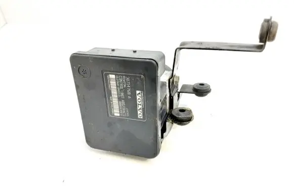 Volvo V50 ABS Pump 30714768