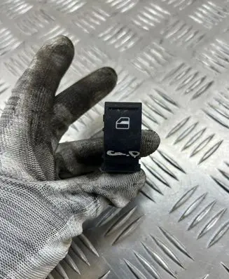 Mercedes-Benz Vito Viano W639 Electric window control switch