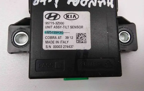 Hyundai i40 Yaw turn rate sensor 957753Z000
