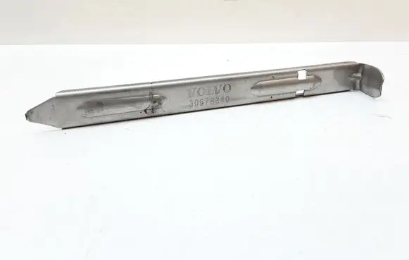Volvo S80 Headlight/headlamp mounting bracket 30678340