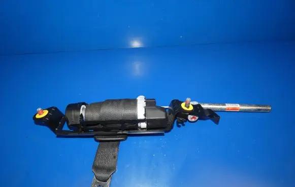 Volvo XC60 Front seatbelt 
