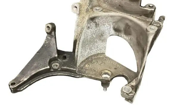 Peugeot 308 Engine mounting bracket 9672309780 C4003441SE