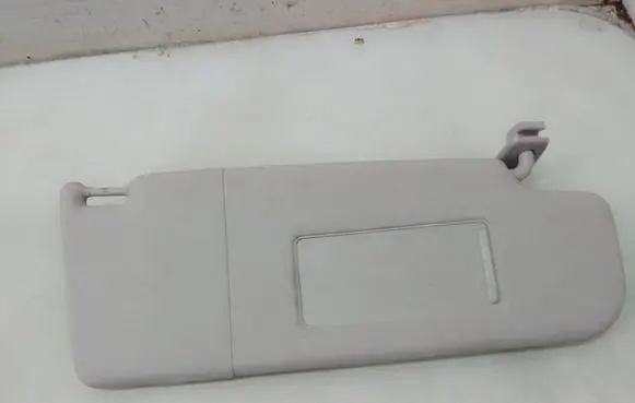 Volkswagen Golf Plus Sun visor