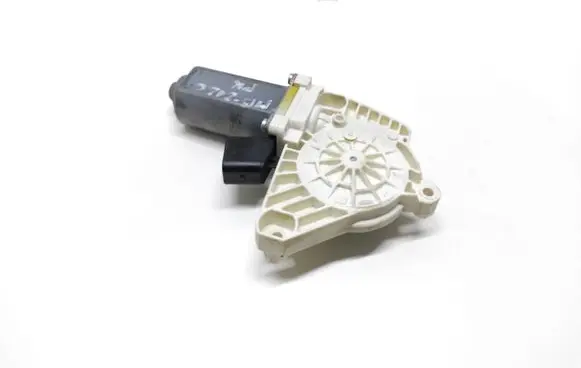 Mercedes-Benz E W212 Front door window regulator motor A2078200342
