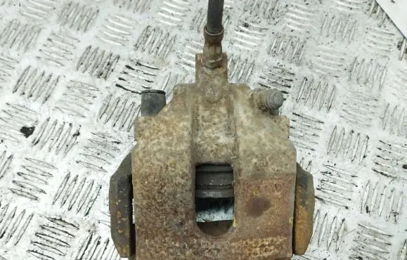 Volvo XC90 Rear brake caliper