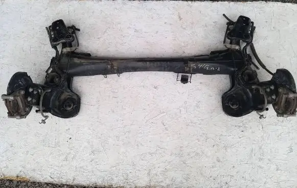 Peugeot 208 II Rear axle beam 