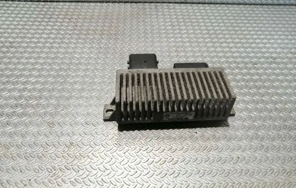 Renault Trafic II (X83) Glow plug pre-heat relay 8200558438A